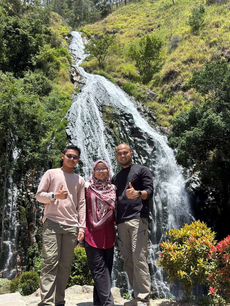 Dokumentasi perjalanan di Air Terjun Sipiso-piso